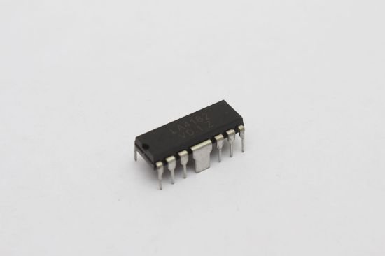 LA 4182 resmi