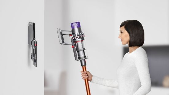DYSON V10 ABSOLUTE CYCLONE SARJLI DIKEY SUPURGE resmi