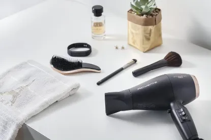 ROWENTA COMPACT PRO+ CV6930 2200 W SAC KURUTMA MAK resmi