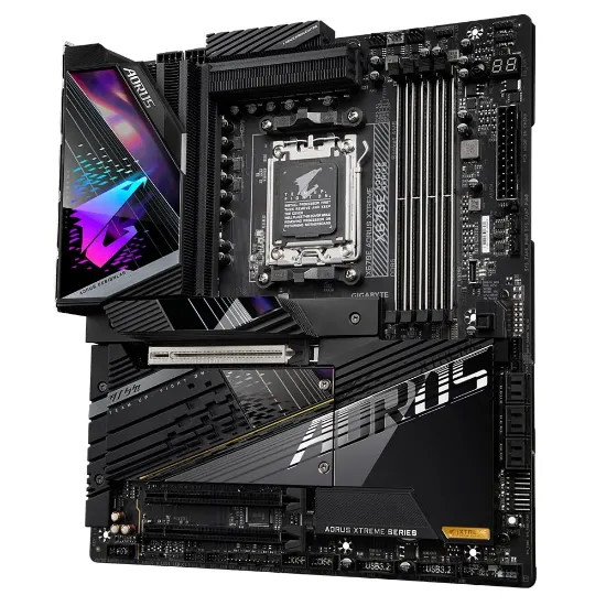 GIGABYTE X670E AORUS XTREME DDR5 M.2 E-ATX AM5 resmi