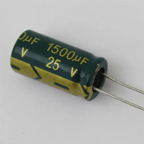 1500 MF 25V Kondansatör resmi
