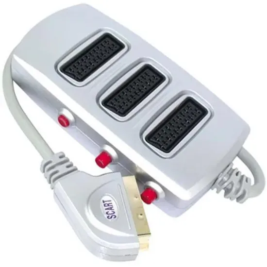 Scart Dağıtıcı 3 lü Silver Butonlu resmi
