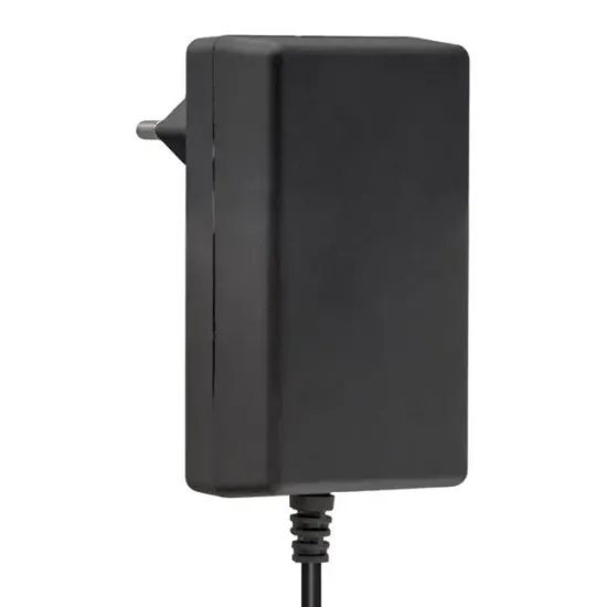 Weko 12 Volt - 1.5 Amper 5.5*2.5 Uçlu Yerli Üretim Plastik Kasa Priz Tipi Adaptör resmi