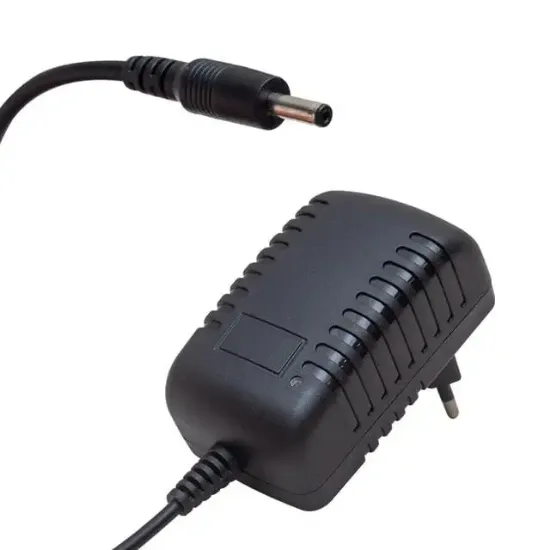 Powermaster PM-31667 5 Volt - 2 Amper 3.5*1.35 Mm Uçlu Plastik Kasa Priz Tipi Adaptör (Android Box İçin) resmi