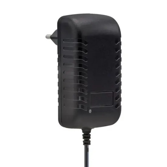 Weko 12.6 Volt - 2 Amper 5.5*2.5 Uçlu Ledli Yerli Üretim Şarjlı Matkap Adaptörü resmi
