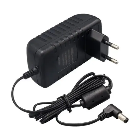 Weko 12.6 Volt - 2 Amper 5.5*2.5 Uçlu Ledli Yerli Üretim Şarjlı Matkap Adaptörü resmi