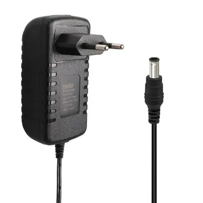 Weko WK-24327 12 Volt - 2.5 Amper 5.5*2.5 Uçlu Yerli Üretim Plastik Kasa Priz Tipi Adaptör resmi