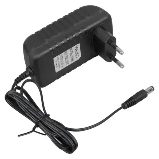 Weko WK-37868 27.6 Volt - 1 Amper 5.5*2.5 Uçlu  Ledli Yerli Üretim Priz Tipi Dikey Süpürge Şarj Adaptörü resmi