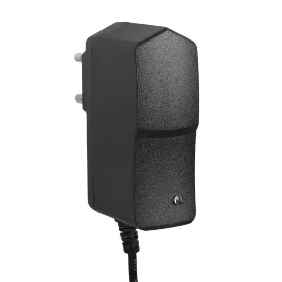 Powermaster PM-16738 6 Volt - 2 Amper 5.5*2.5 Mm Uçlu Plastik Kasa Priz Tipi Adaptör resmi