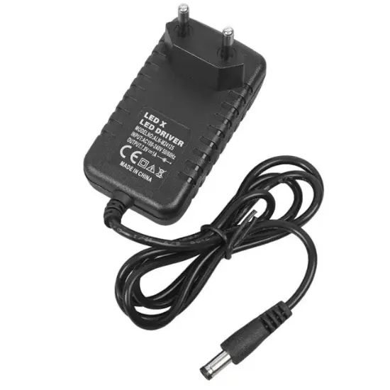 Powermaster Pm-16740 7.8 Volt - 1.2 Amper 5.5*2.5 Mm Uçlu Plastik Kasa Adaptör resmi