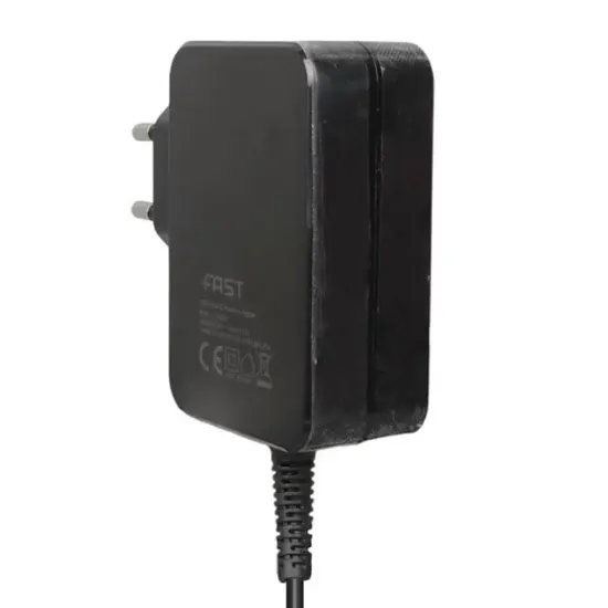 Fast CSADP018 3.25A 65W TYPE-C USB-C Notebook Adaptör 5V/9V/12V/15V/20V DC Universal 100-240V AC resmi