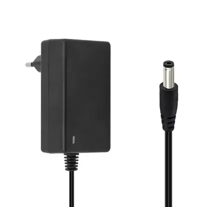 Weko 7.2Volt - 1Amper 5.5x2.5 Uçlu Ledli Yerli Üretim Priz Tipi Adaptör resmi