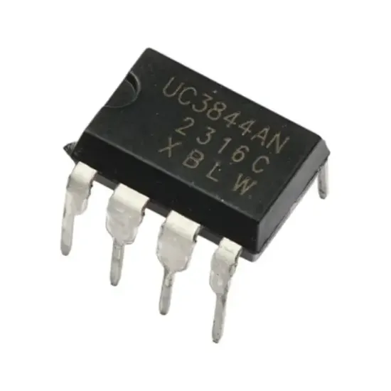 UC 3844AN DIP-8 Entegre Devre resmi