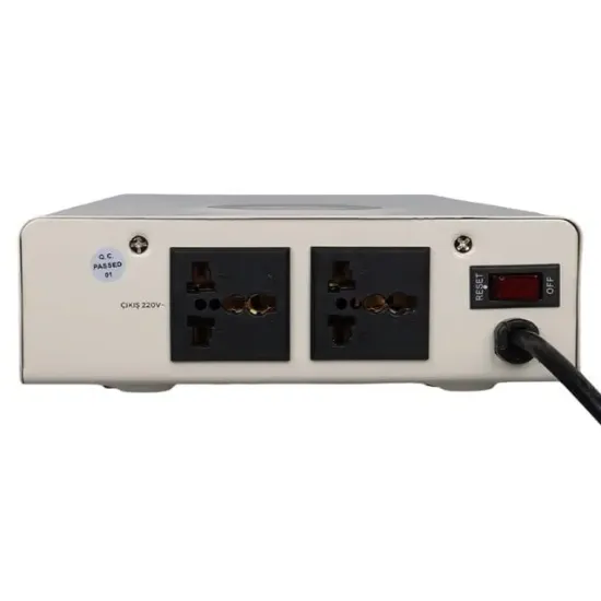 Powermaster SLIM-2000 Otomatik 2000VA Kombi Voltaj Regülatörü (İngiliz Fişli ve Evrensel Çoklu Soketli) resmi