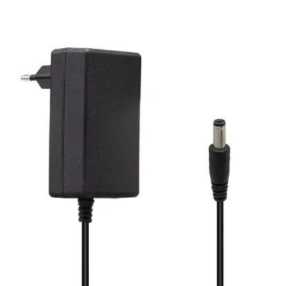 Powermaster PM-39531 Siyah 12 Volt - 2.5 Amper Plastik Kasa 5.5*2.5 Mm Yaylı Uç Priz Tipi Adaptör resmi