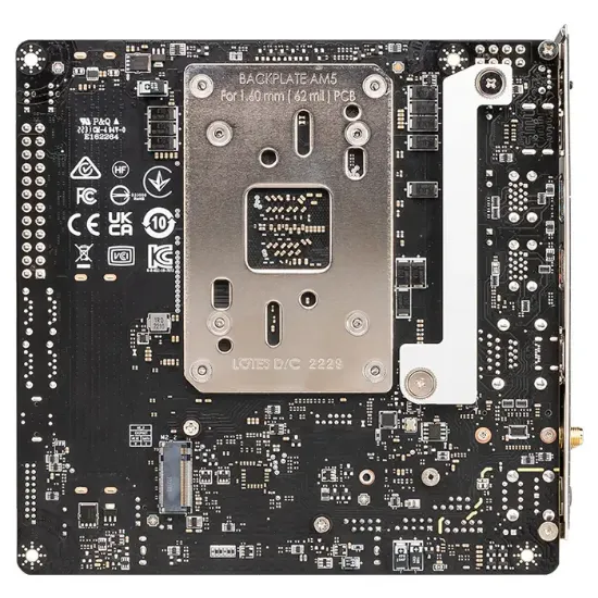 MSI MPG B650I EDGE WIFI DDR5 HDMI M.2 USB 3.2 LAN WİFİ MITX AM5  resmi