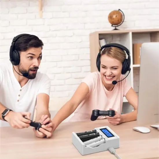 X-LEVEL CH1-201AL 4 Yuvalı LCD Ekranlı Akıllı AA/AAA Ni-MH Hızlı Pil Şarj Cihazı resmi